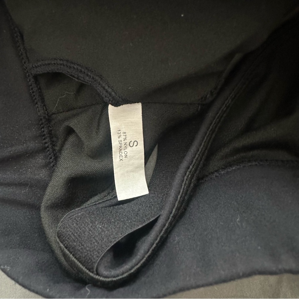 NVGTN Sports Bra - Picture 3 of 5